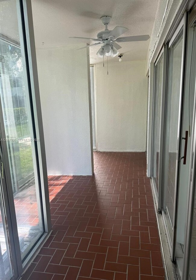 Photo - 1916 SW 17th Ave Unit 36