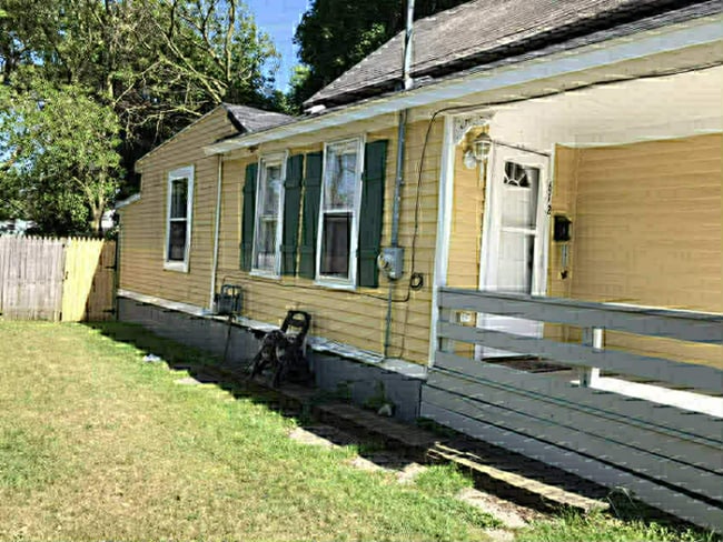 Photo - 612 Henry Ave SE