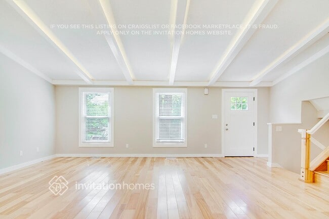 Photo - 108 N Corncrib Ct