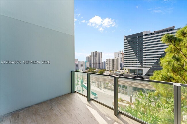 Photo - 88 SW 7th St Unit 712