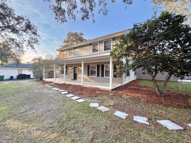 Photo - 720 Valparaiso Blvd