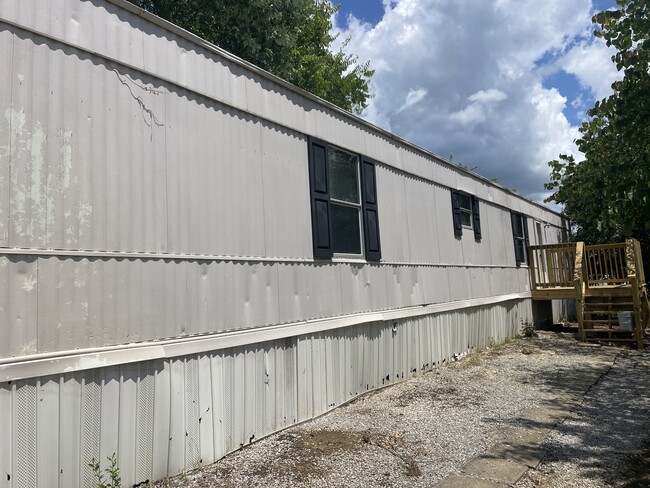 Building Photo - 218 Big Z Dr Rental