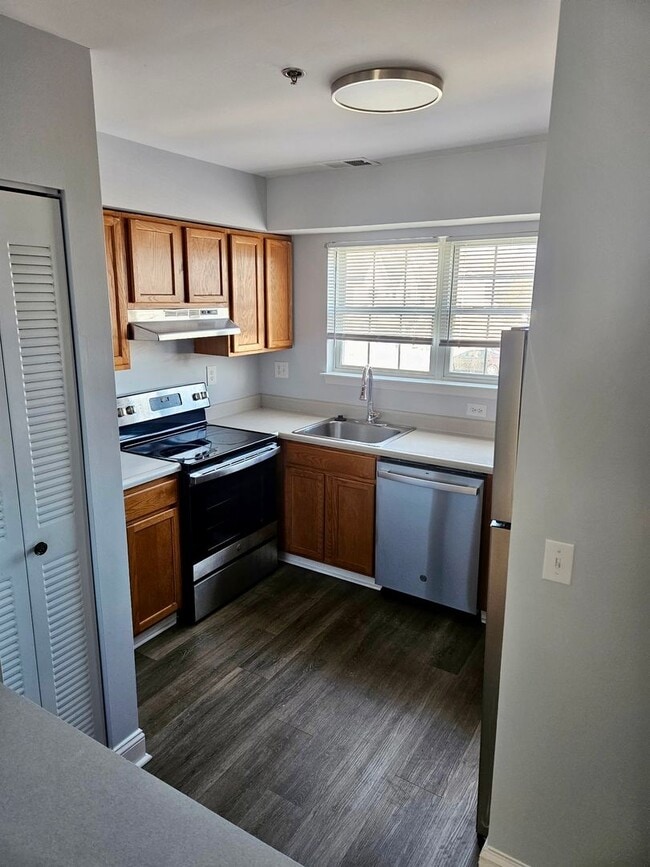 Echo Mountain Apartments