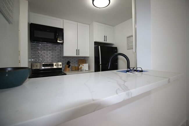 Photo - 2281 S Vaughn Way Unit 209a