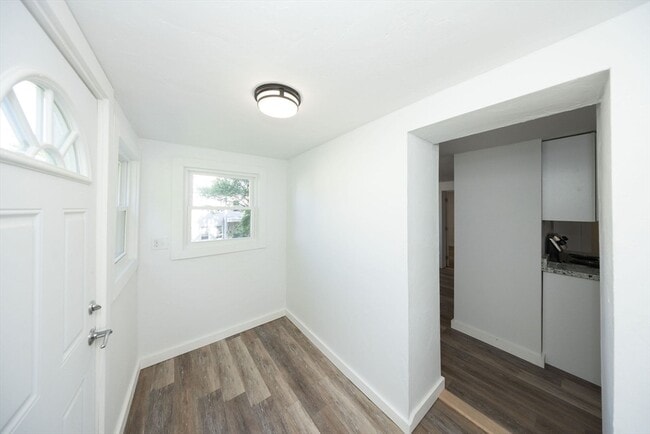 61 Rodney St Unit G