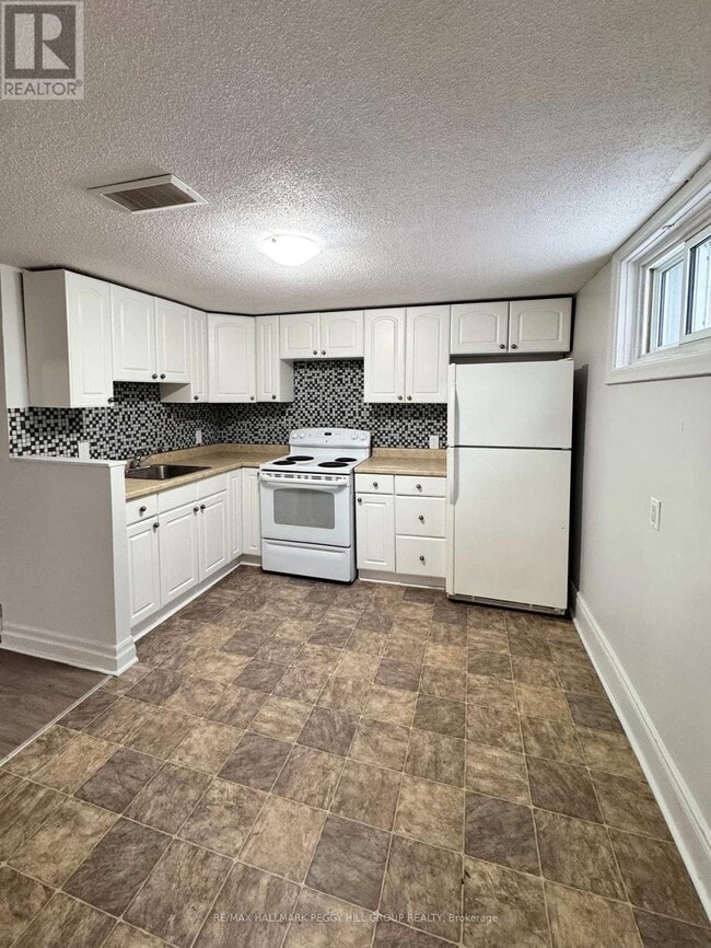 Photo - 124 Berczy St Unité Lower