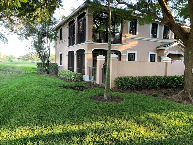 Photo - 2727 Center Ct Dr