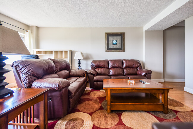 Photo - 1520 Senate Condo Unit 157