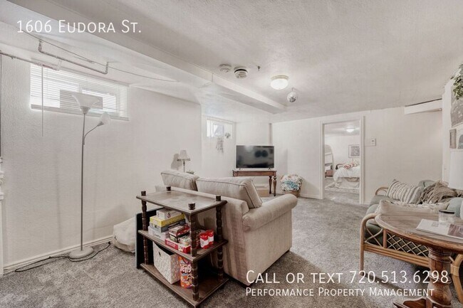 Photo - 1606 Eudora St