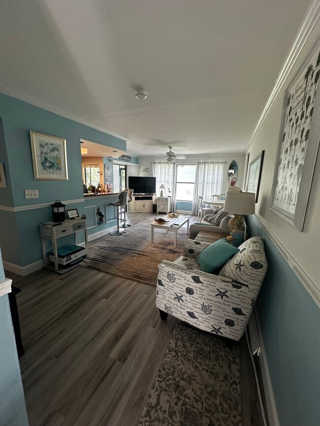 Building Photo - 13351 Greengate Blvd Unit 417 Rental
