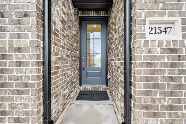 Photo - 21547 Coronado Grn Dr