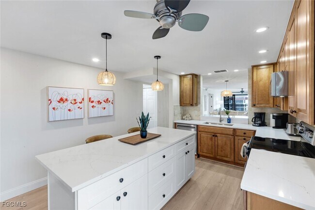 Photo - 2445 W Gulf Dr Unidad 47B