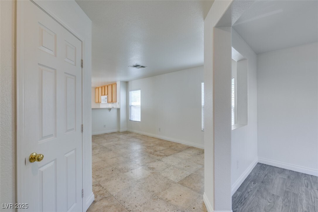 Photo - 8939 Spring Peeper Ave