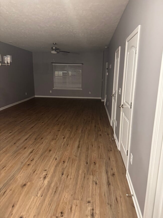 Photo - 412 Moshe Mualem Pl