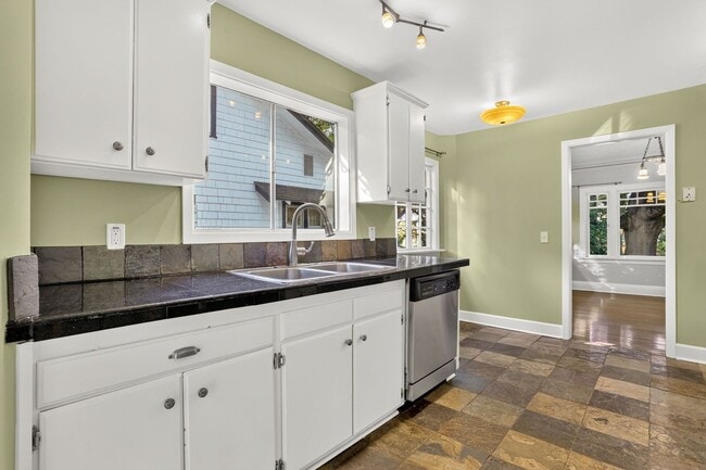 Photo - 3434 NE 18th Ave