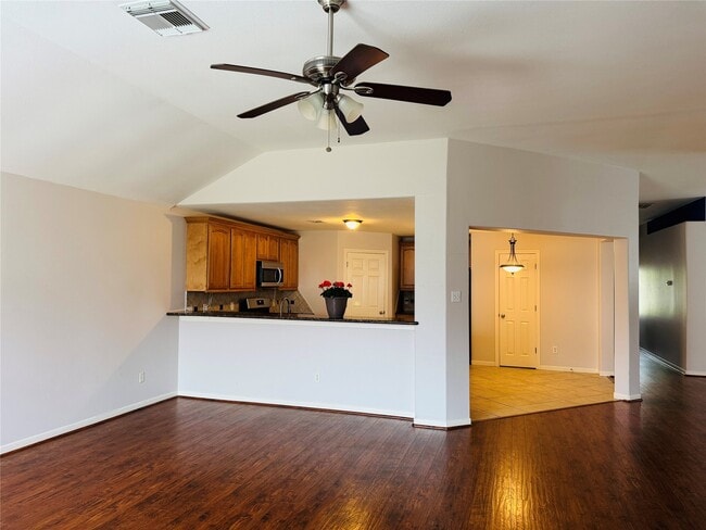 Photo - 5935 Wildbriar Ln