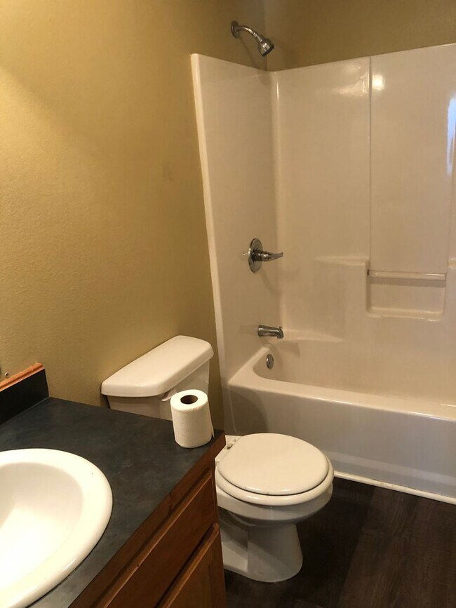 Photo - CLEARWATER-N. R ST. DUPLEX Unit B