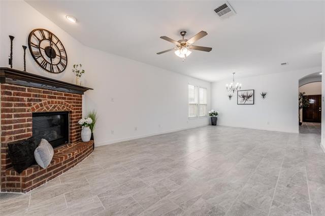 Photo - 1728 Heron Wy