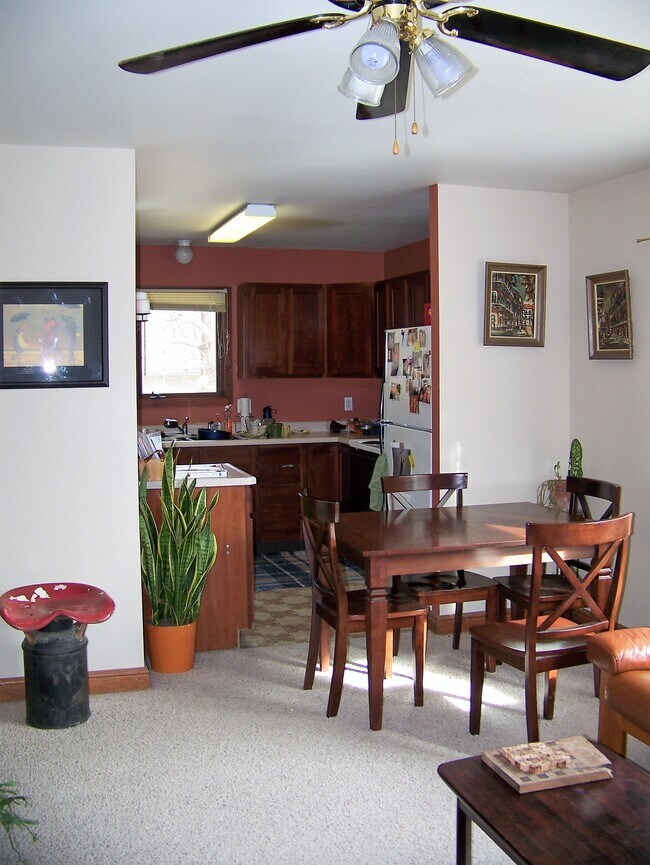 Photo - 1118 Prairie du Chien Rd Unit 1