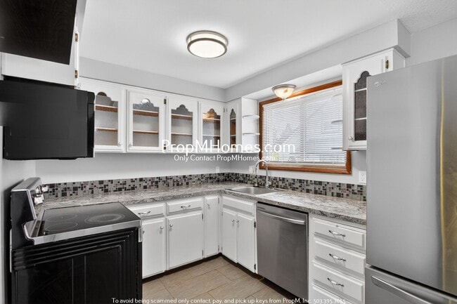 Photo - Updated Three Bedroom Home in Oregon City!