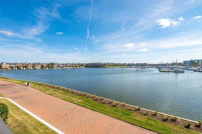 Photo - 1801 Enterprise Ave