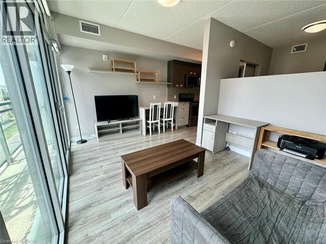 Photo - 250 Albert St Unit 610