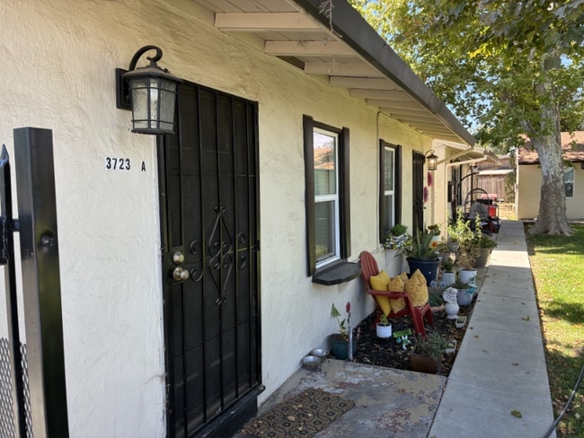 Photo - 3723 Jasmine St Unidad A