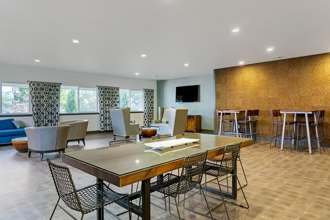 Photo - Woodland Commons