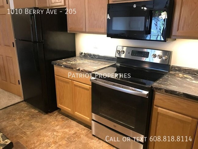 Photo - 1010 Berry Ave Unit 205
