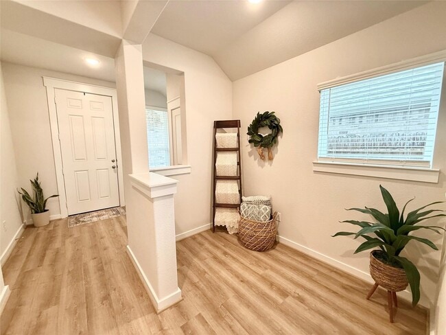 Photo - 7534 Coral Ter Dr