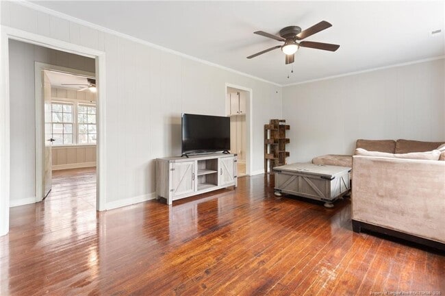 Photo - 906 Prince Ave