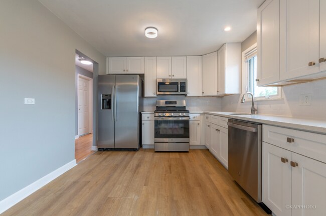 Photo - 4600 N Sayre Ave Unit 1