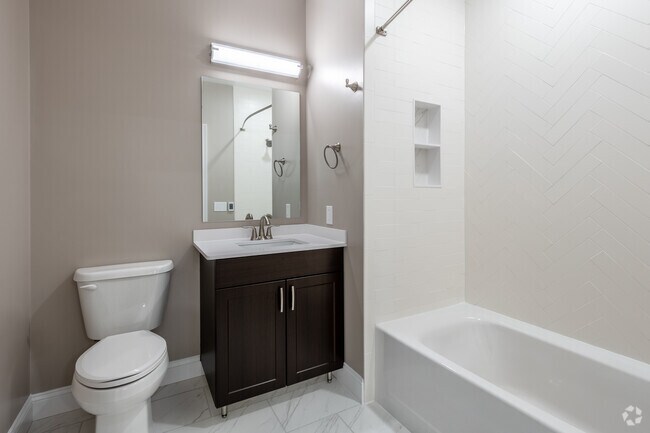 1HAB 1BA - 949SF - Washington Square at Hickory