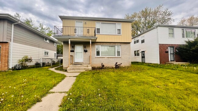 Photo - 8907 W Hampton Ave Apartamento