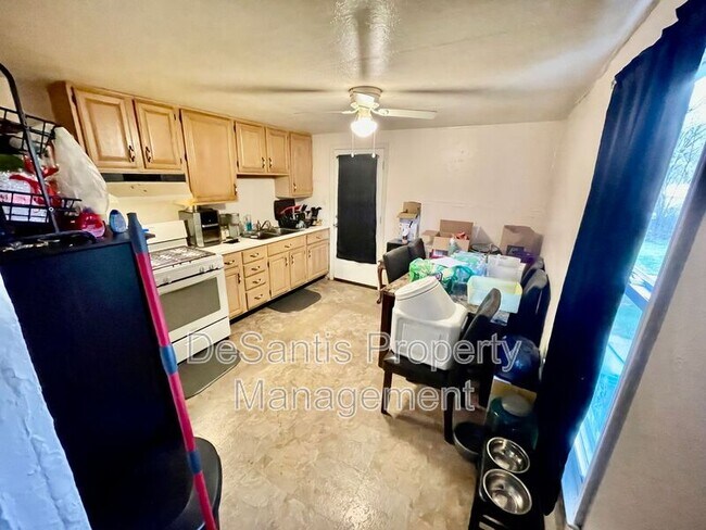 Photo - 141 Carroll St