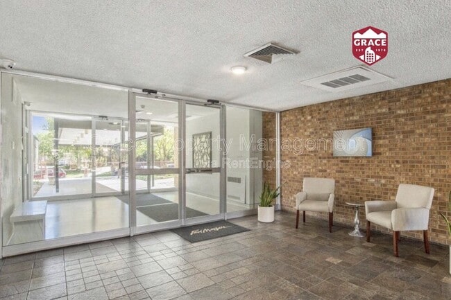 Building Photo - 407 Eudora St Unit 955