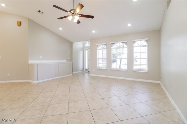 Photo - 8332 Caloosa Rd