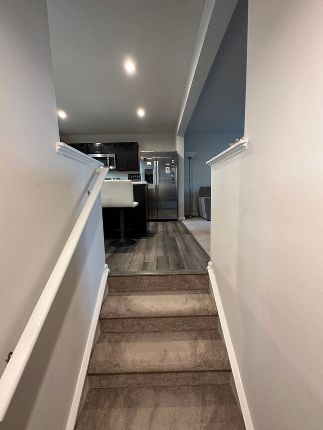 Photo - FULLY FURNISHED like-new Townhouse w/ Garage