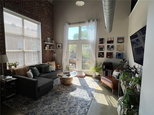 Building Photo - 445 Sessions St NW Unit 2211