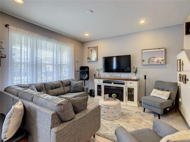 Photo - 2475 Fassona Dr