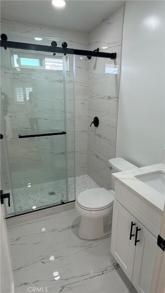 Photo - 910 E 77th St