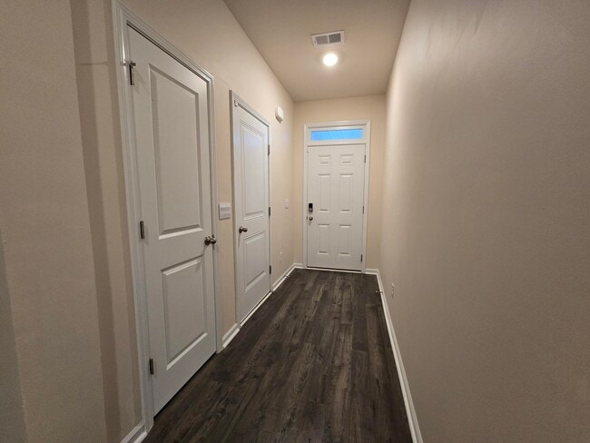 Photo - 4053 Crimson Pass