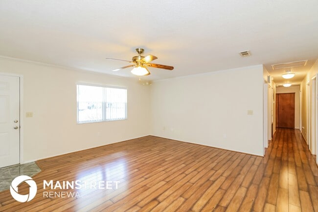 Photo - 2643 S San Mateo Dr
