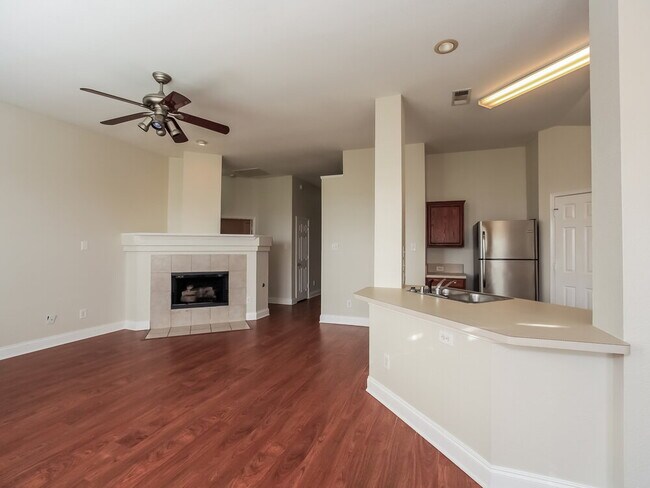 Photo - 773 Silverbrook Dr