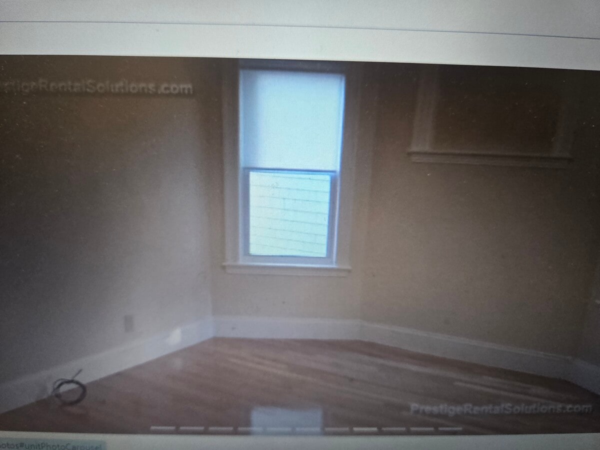 Photo - 21 Roseclair St Unit 2