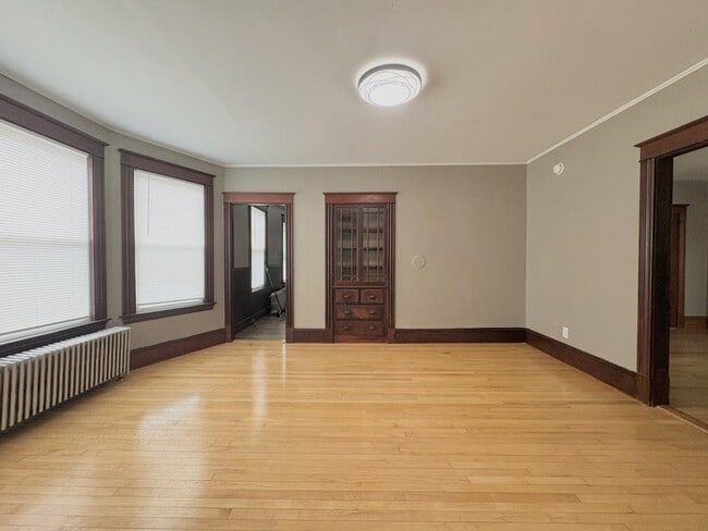Photo - 203-205 Pine St Apt 5