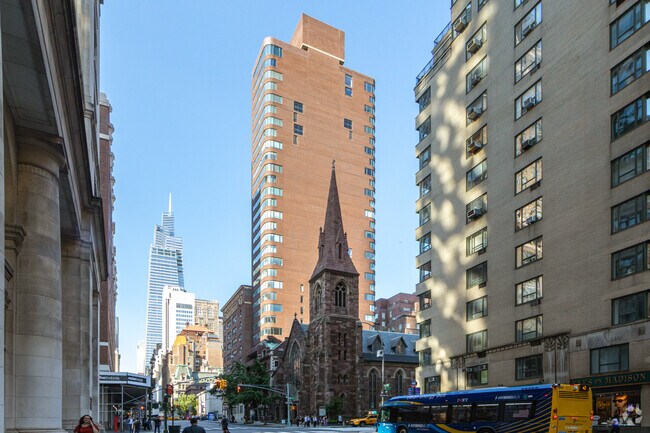 Photo - Morgan Court Apartments