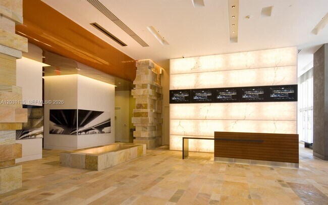 Photo - 500 Brickell Ave Unidad 1808