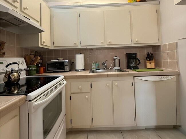 551 SW 135th Ave Unidad 413B
