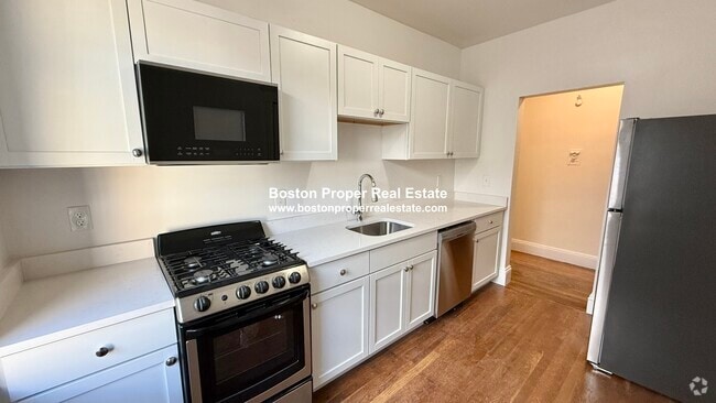 Building Photo - 11 Melvin Ave Rental
